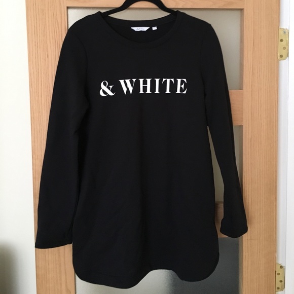 Black Long Sweatshirt - Picture 1 of 6